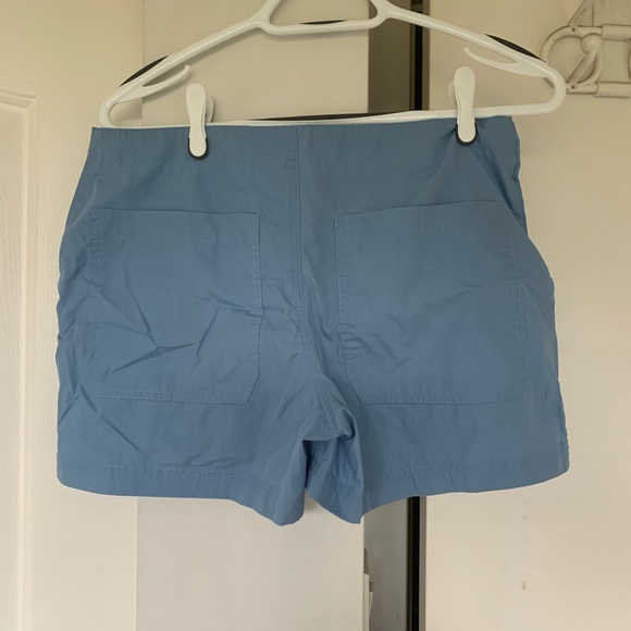 Shorts - Picture 2 of 3